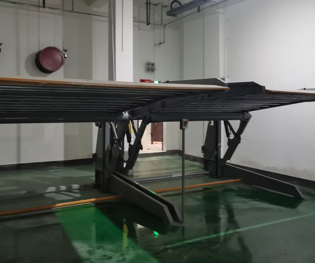 小區(qū)兩層升降式機(jī)械式立體車(chē)庫(kù) 小區(qū)兩層升降式機(jī)械式立體車(chē)庫(kù)